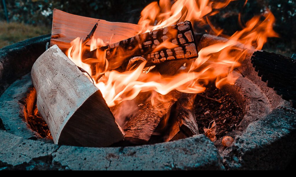 Lagerfeuer in Schweden