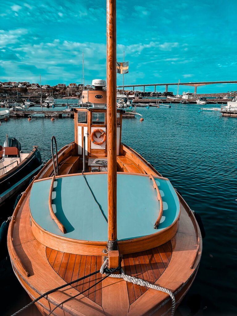 Boot am Hafen von Kungshamm
